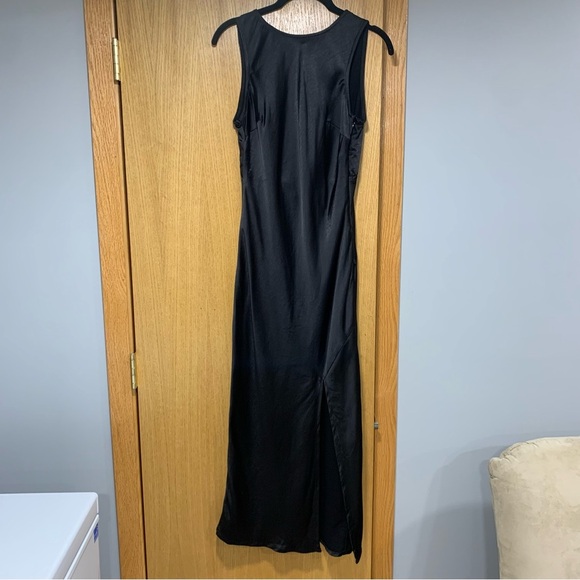 Petal and Pup Black Maxi Dress with a Slit and Open Back - Size 4 - Picture 1 of 6